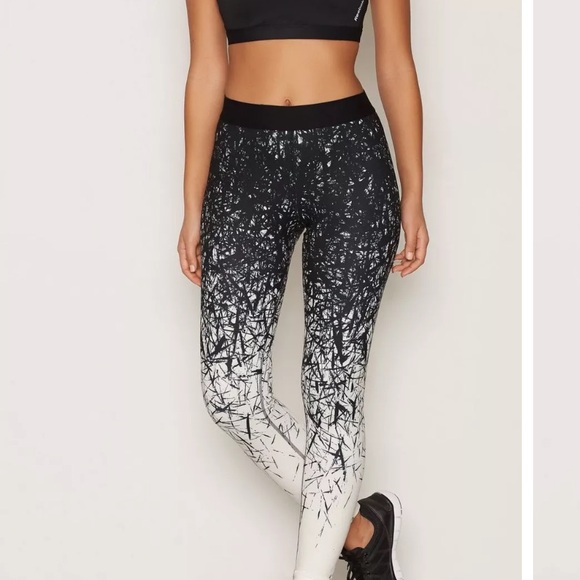 Reebok Pants - NWT REEBOK C-Spike Tight size XS